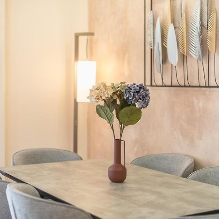 Lighthouse Apartment In The Heart Of Athen Eksteriør billede