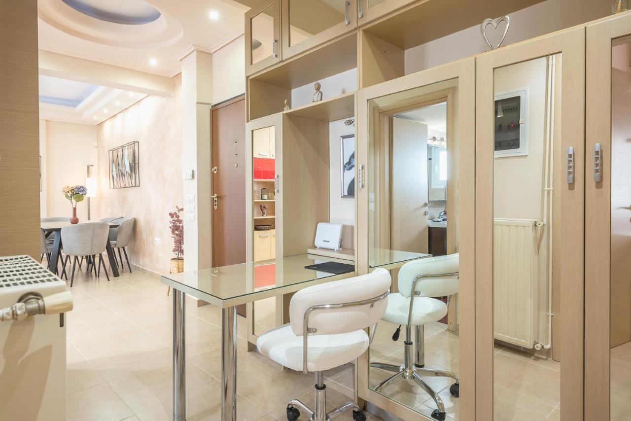 Lighthouse Apartment In The Heart Of Athen Eksteriør billede